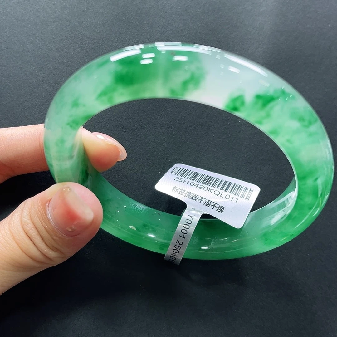 石英质玉手镯未镶嵌汤汤59