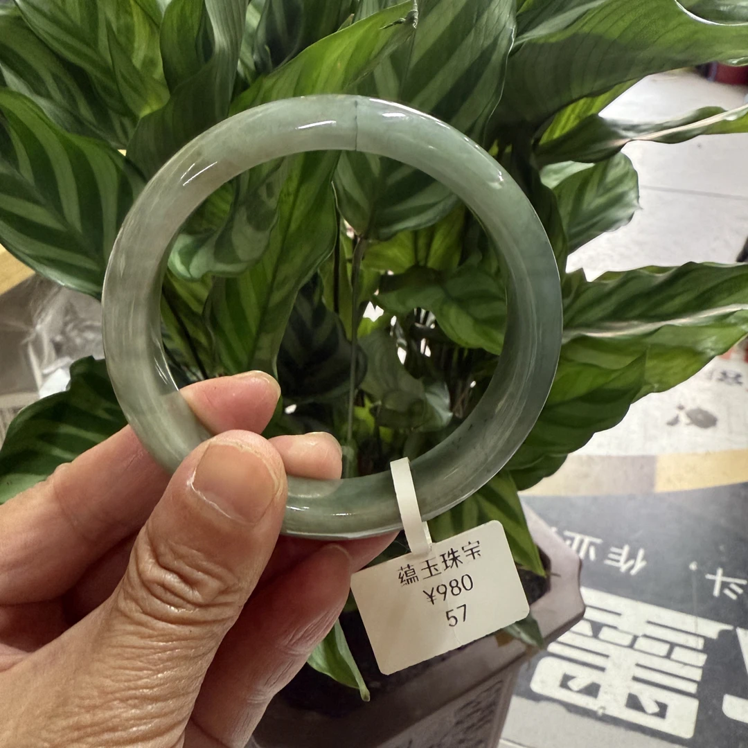 纯天然缅甸A货翡翠手镯