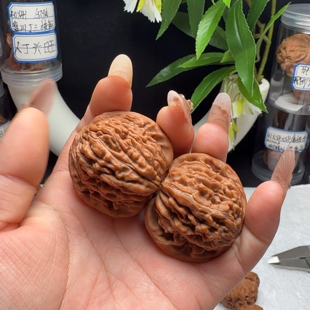 文玩核桃把件全品蓟县楼42