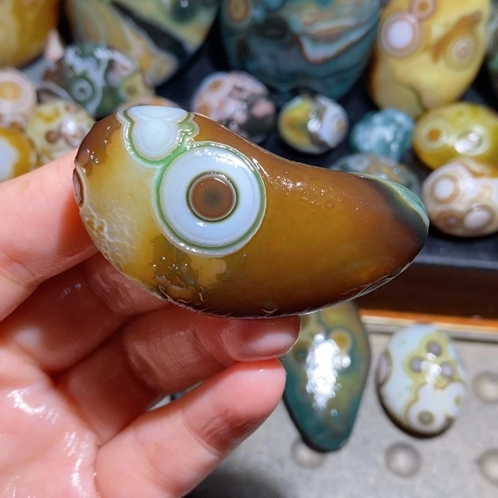 未镶嵌玛瑙/玉髓珠宝半成品95
