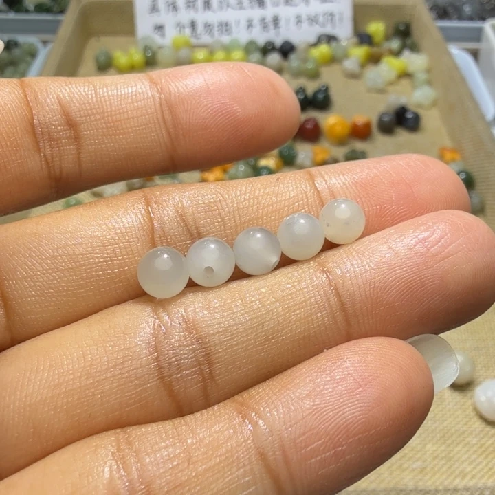 和田玉未镶嵌珠宝奇石卡六