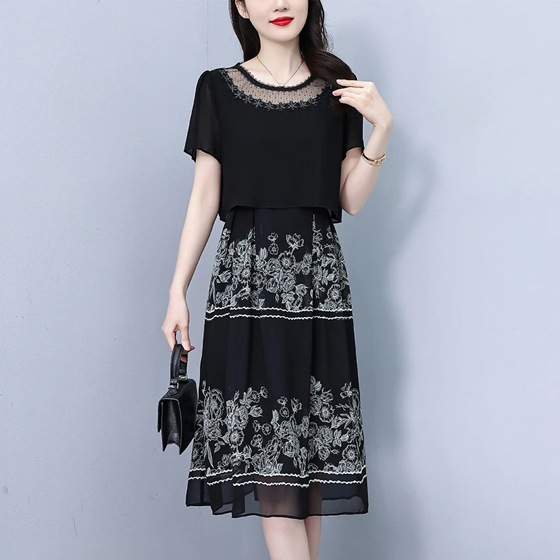 时尚潮流洋气减龄轻奢高档假两件2025连衣裙女款爆款2025新款