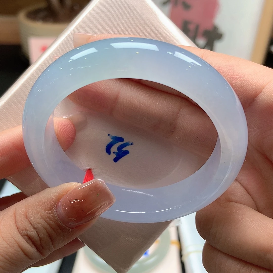 翡翠未镶嵌手镯68号梦幻春彩