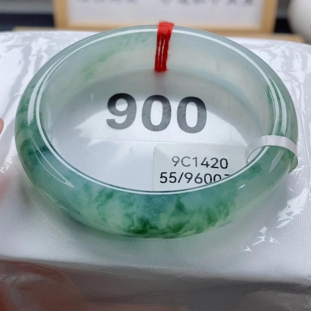 未镶嵌手镯（贵妃镯）翡翠天然A货翡翠手镯