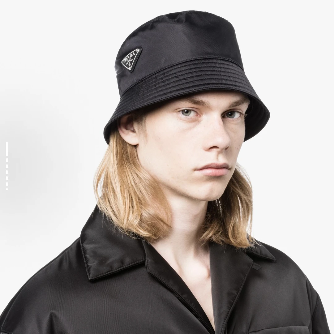 99新 Prada/普拉达 PRADA普拉达珐琅三角形徽标渔夫帽L码/E50800