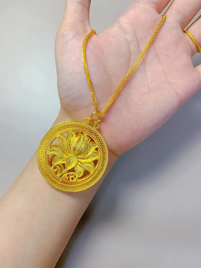 294【小别克珠宝-旋转莲花吊坠】