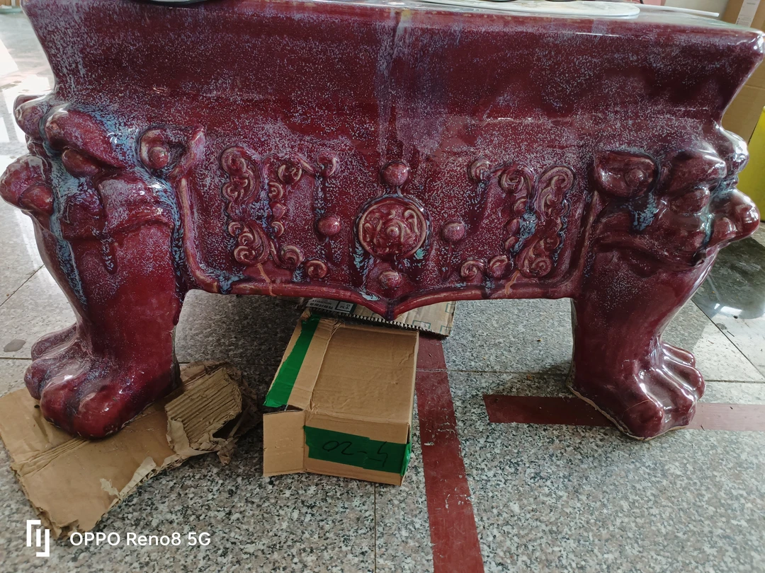 紫红色钧瓷大方桌古风