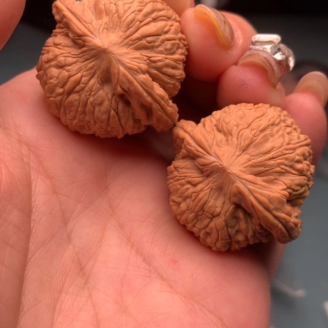 文玩核桃把件₂****绣球30