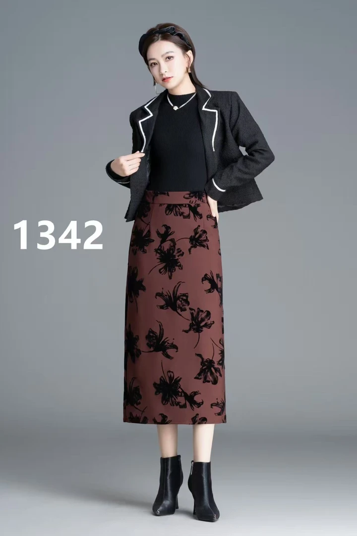 B096 时尚秋冬加厚洋气轻熟风半身裙显瘦通勤高腰包臀裙子