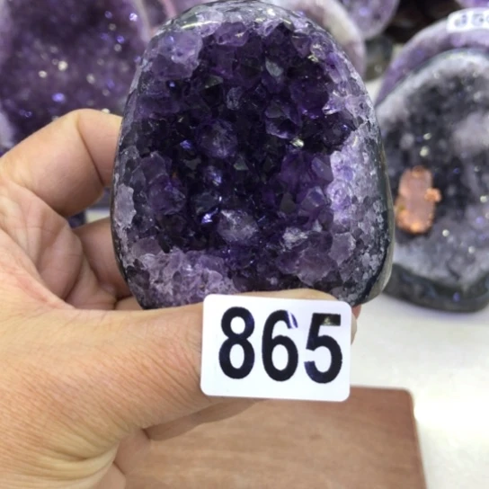 紫晶天然水晶摆件未镶嵌