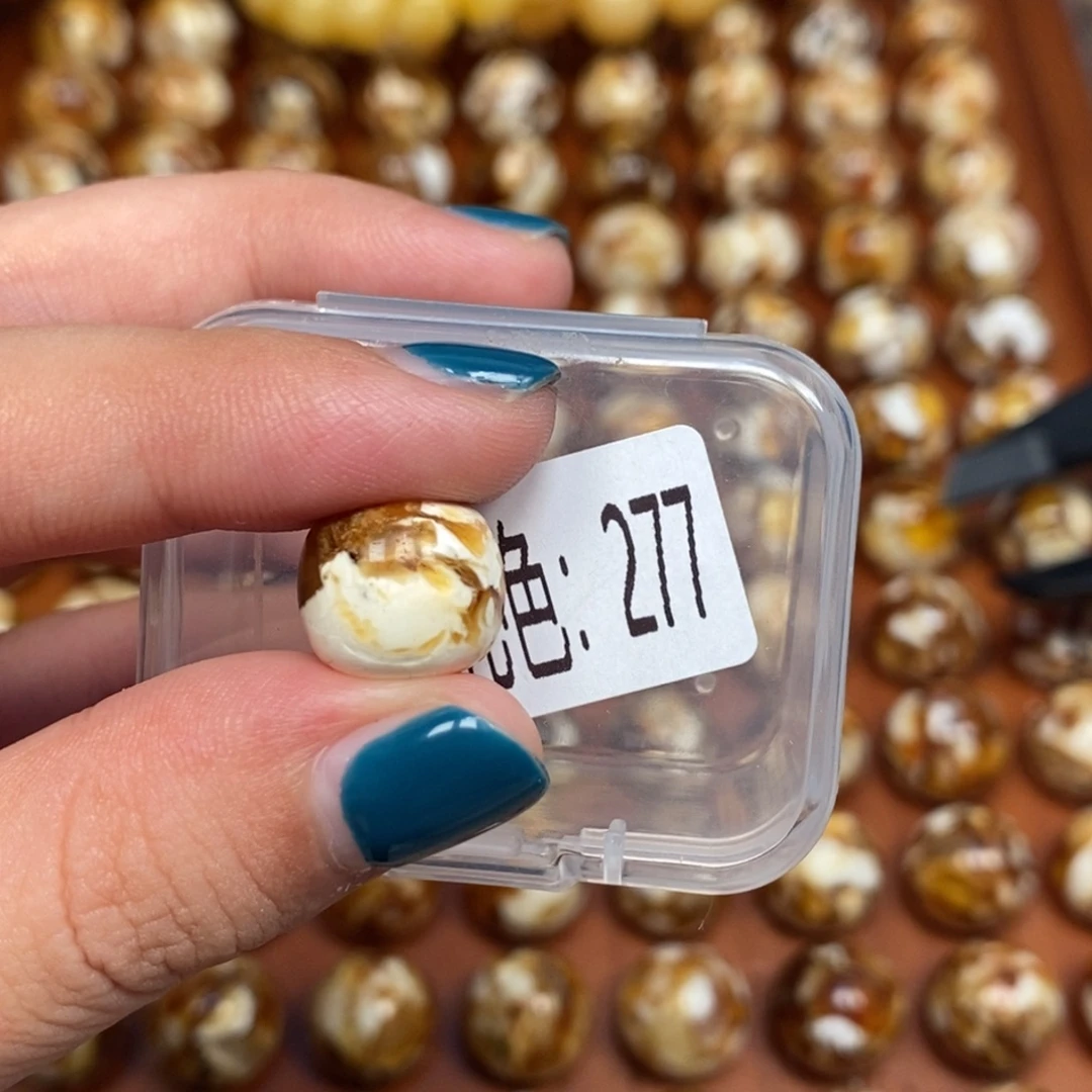 把件猴头核桃沁色蜜蜡圆珠老型277