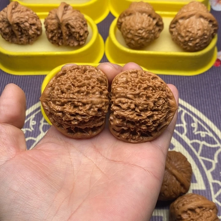 文玩核桃吊坠官帽45