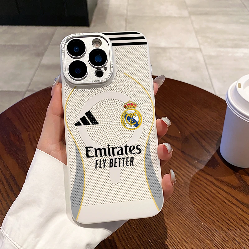 磁吸2526皇马球衣散热手机壳16苹果15plus硬壳iphone14promax男13