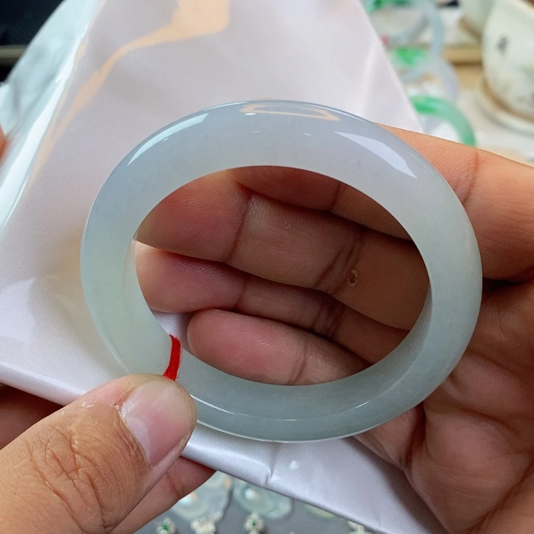 【闪购商品】未镶嵌手镯翡翠