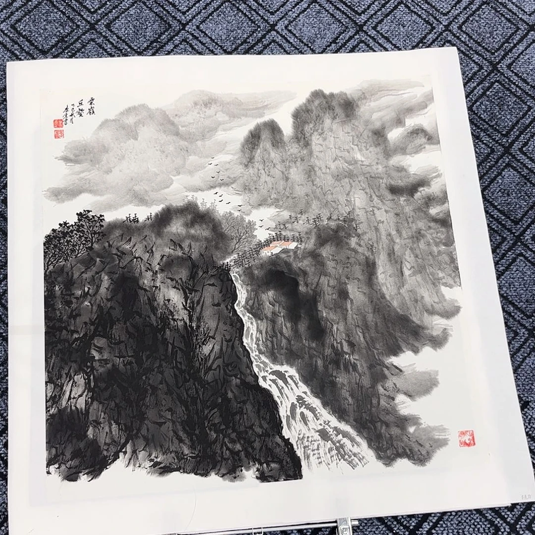 江***风国画李虎老师四尺斗方山水奇