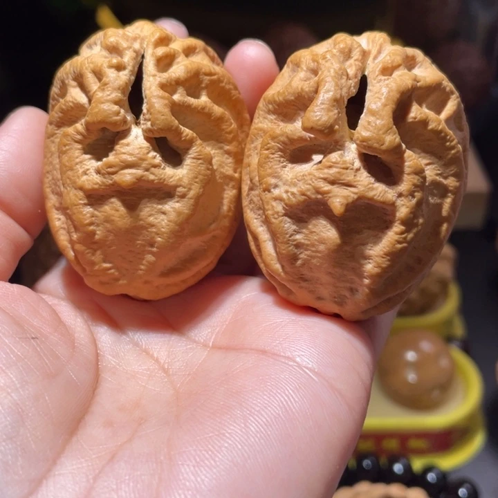 桃核把件鬼脸乾坤核