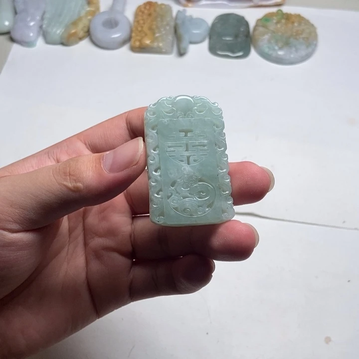 颈饰未镶嵌翡翠喜牌9