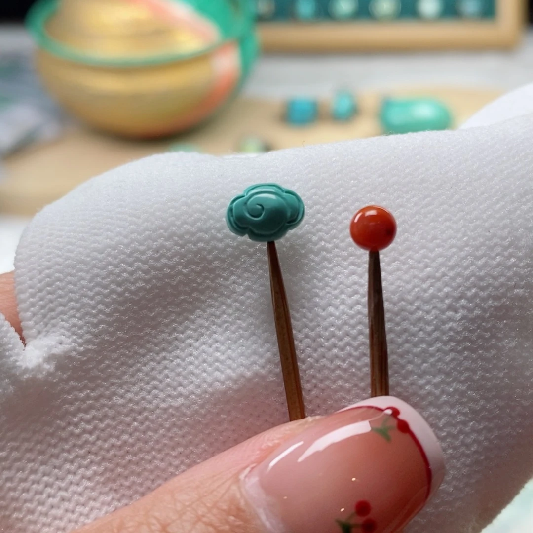 南红玛瑙颈饰未镶嵌你****?