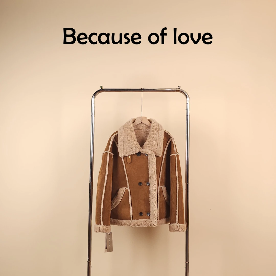 Because of love 李美丽 设计感麂皮绒皮毛一体短款外套
