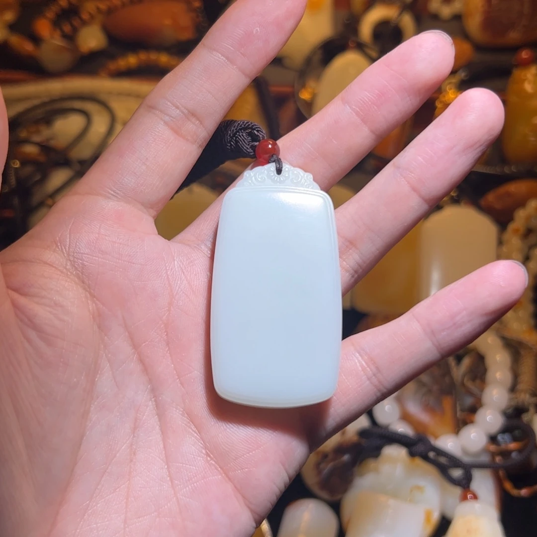 和田玉（糖玉）未镶嵌颈饰