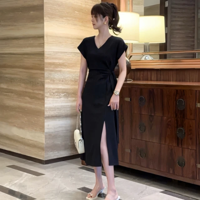 小个子法式开叉连衣裙女夏装2025新款短袖气质V领褶皱收腰长裙子