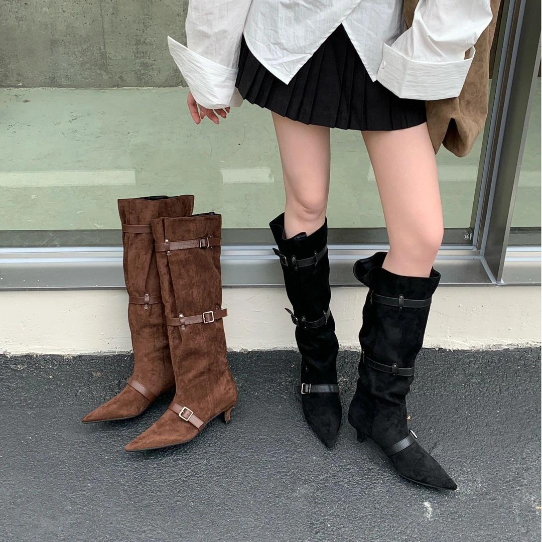 DZ-C562-2 尖头长靴女秋冬季靴子新款细跟长筒靴低跟高筒骑士靴