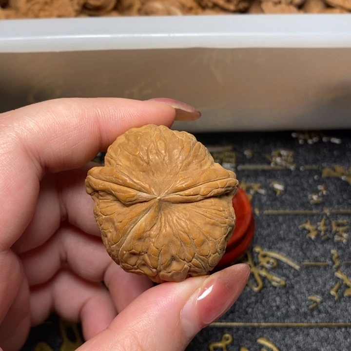 炽***欲文玩核桃吊坠文玩核桃异形单只