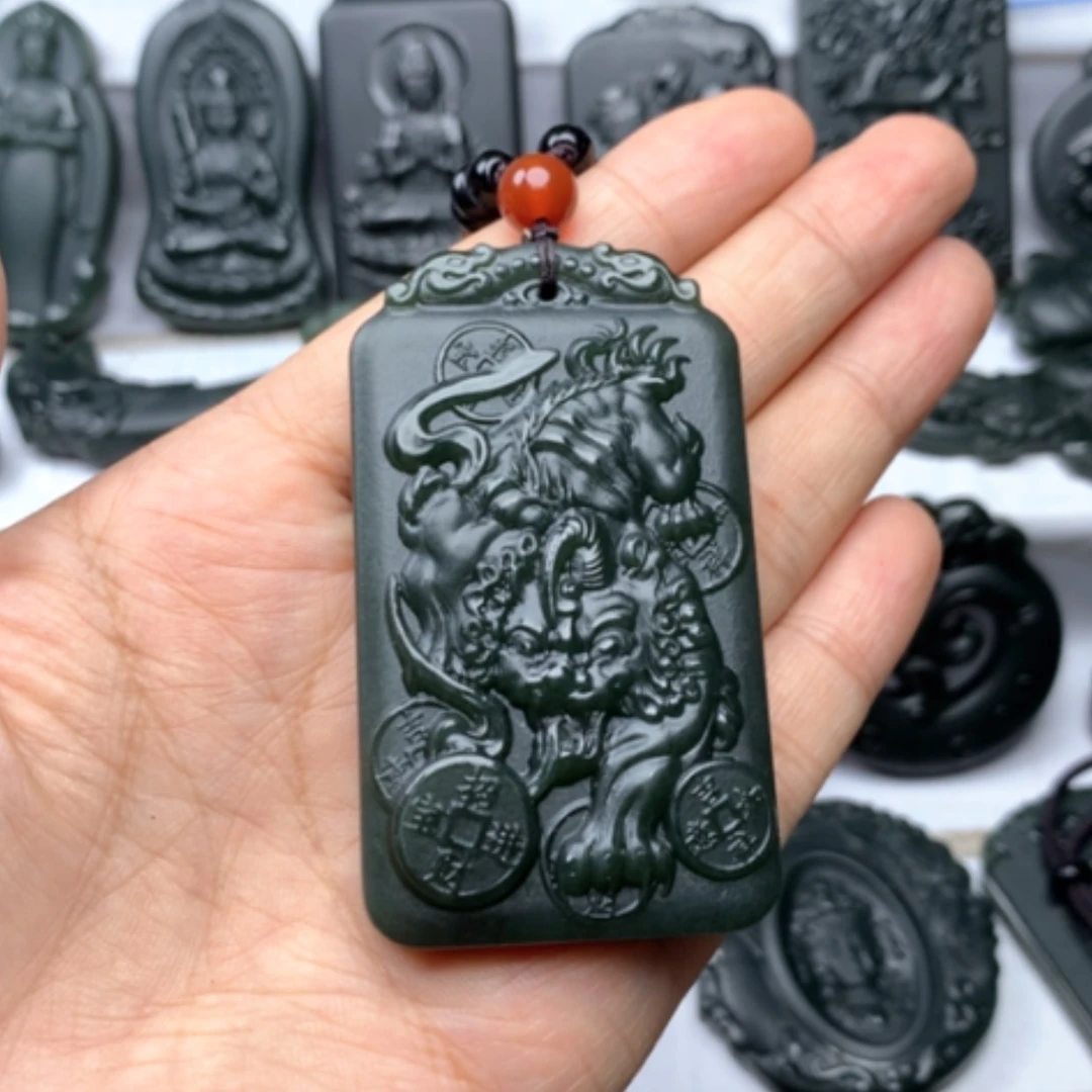 【闪购商品】颈饰未镶嵌和田玉双面雕刻