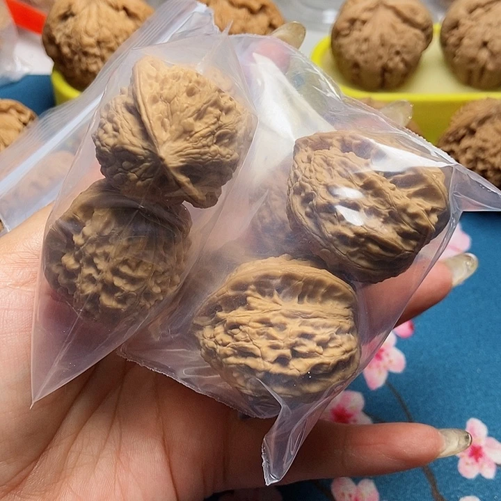 桃核吊坠V***h金牛核桃