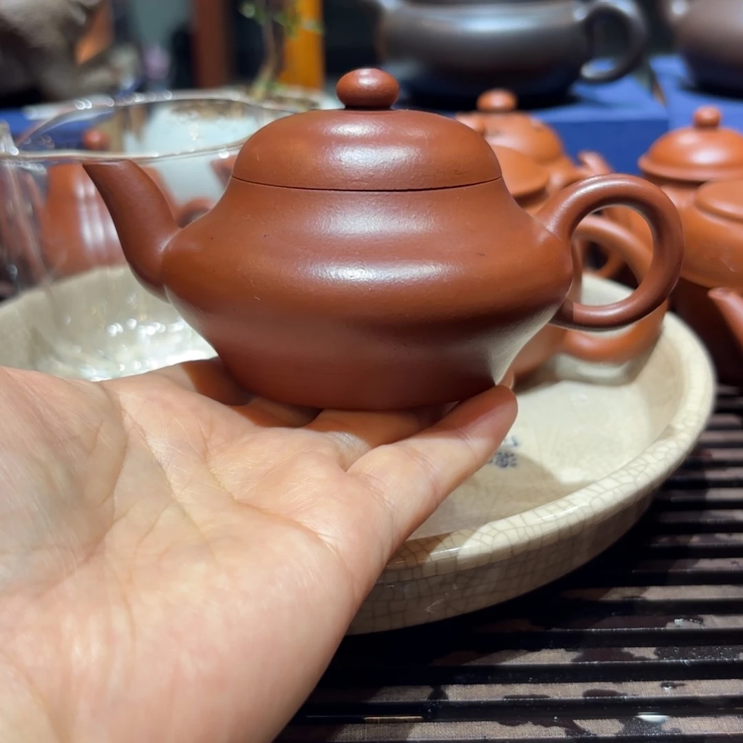 阳***巍茶壶紫砂紫砂壶九十年代红泥扁灯120cc