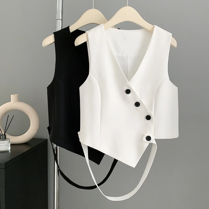 v领西装女短款2025秋季设计感不规则个性时尚百搭背心小马甲