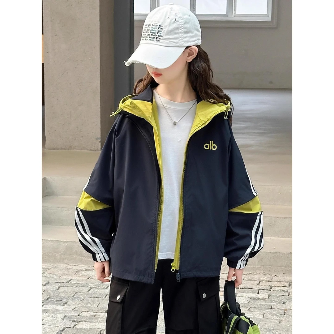 儿童装女童秋装连帽外套2025新款中大童女孩春秋款假两件冲锋衣潮
