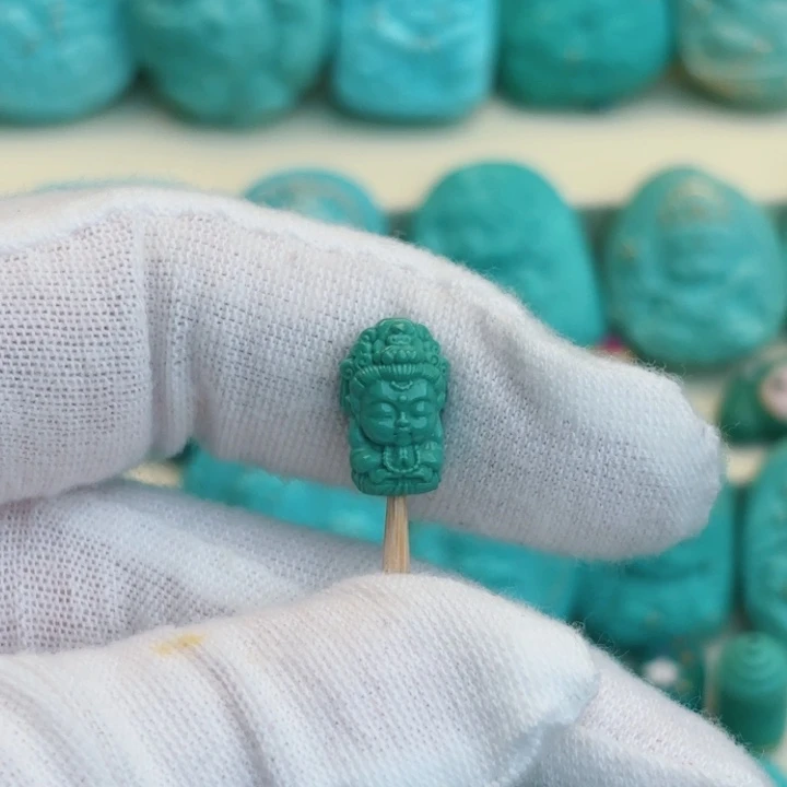 未镶嵌绿松石珠宝奇石