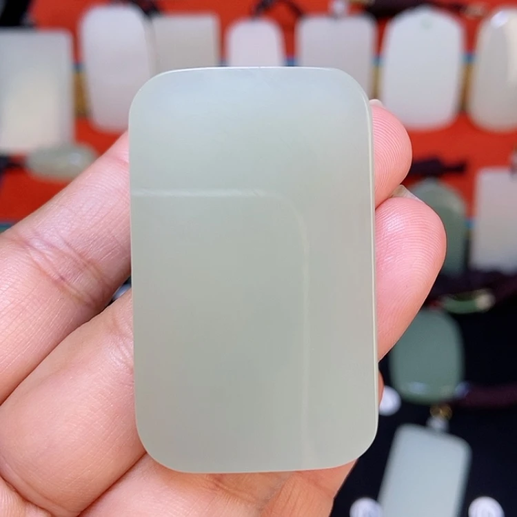 【闪购商品】颈饰未镶嵌和田玉