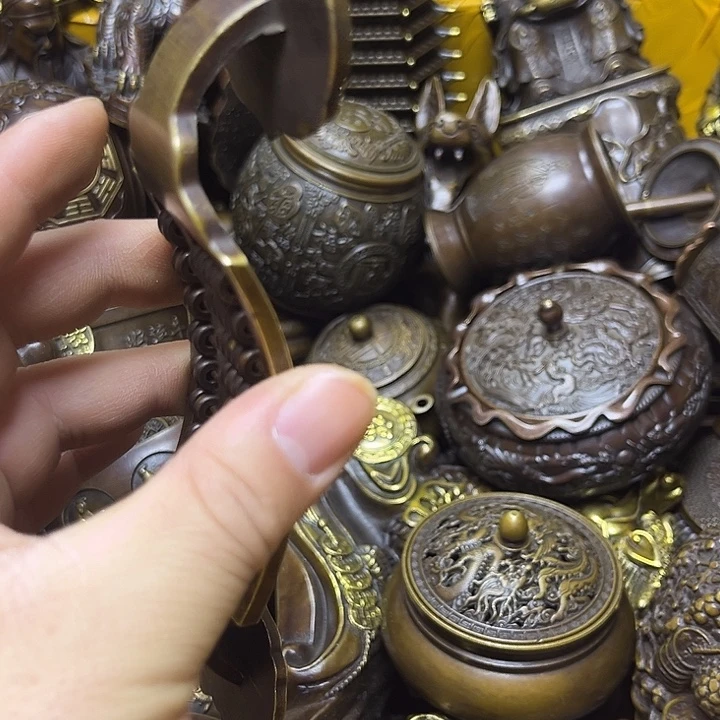 诚信经营精美铜器