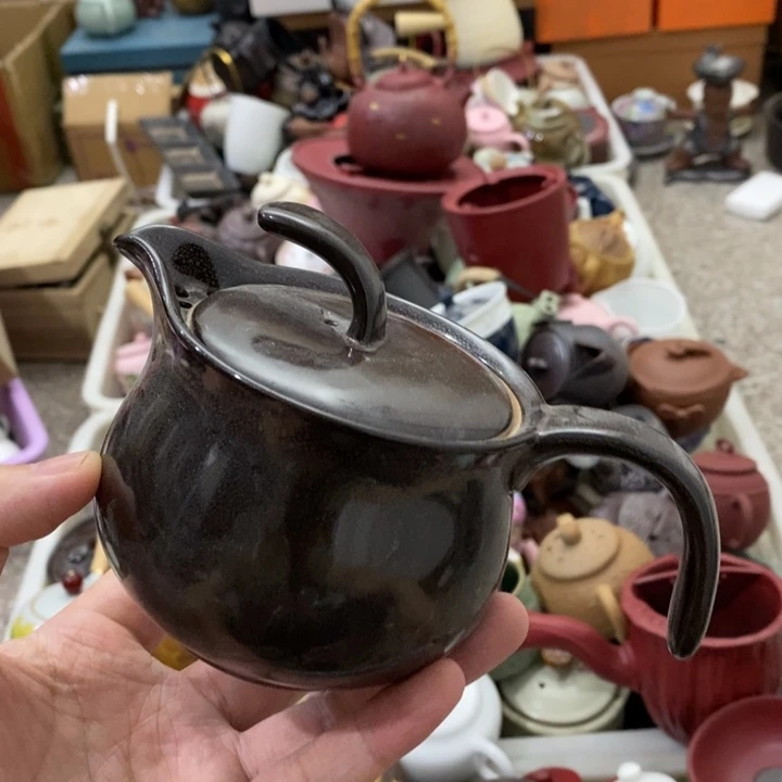 陶瓷艺术品及陶瓷壶壶