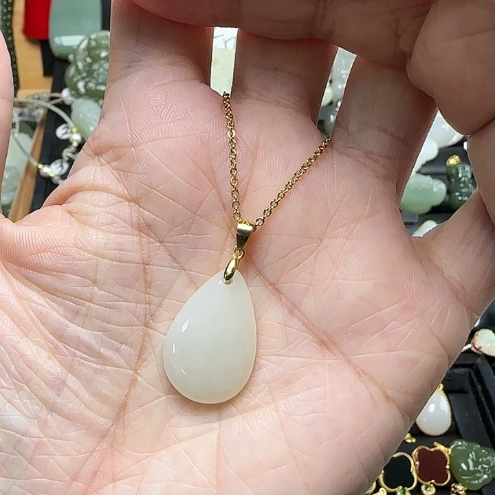 颈饰银S925镶嵌和田玉