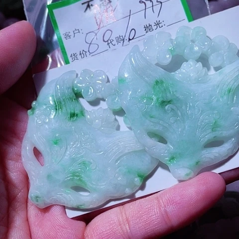 明***明翡翠未镶嵌颈饰缅甸