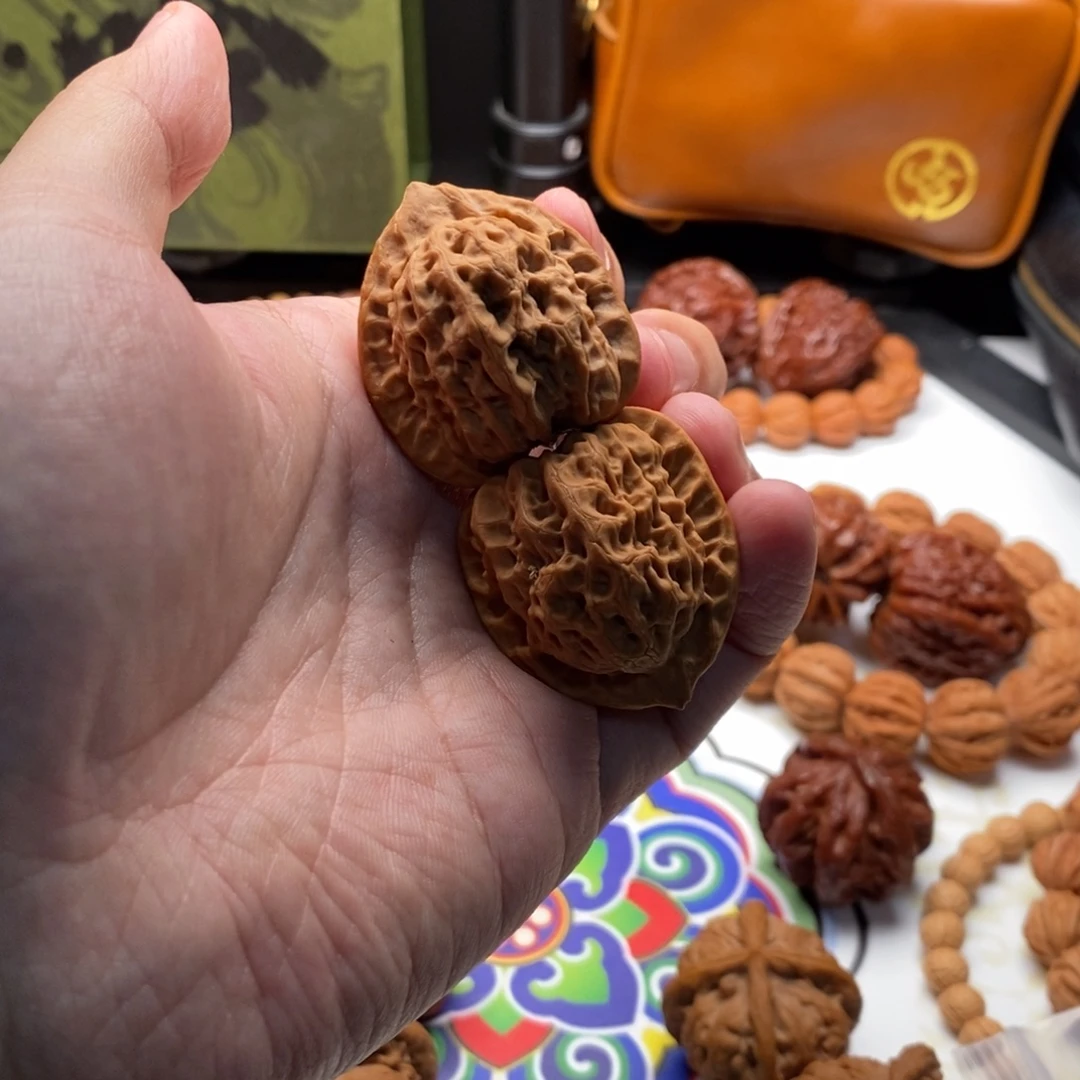 文玩核桃把件盘山佛肚