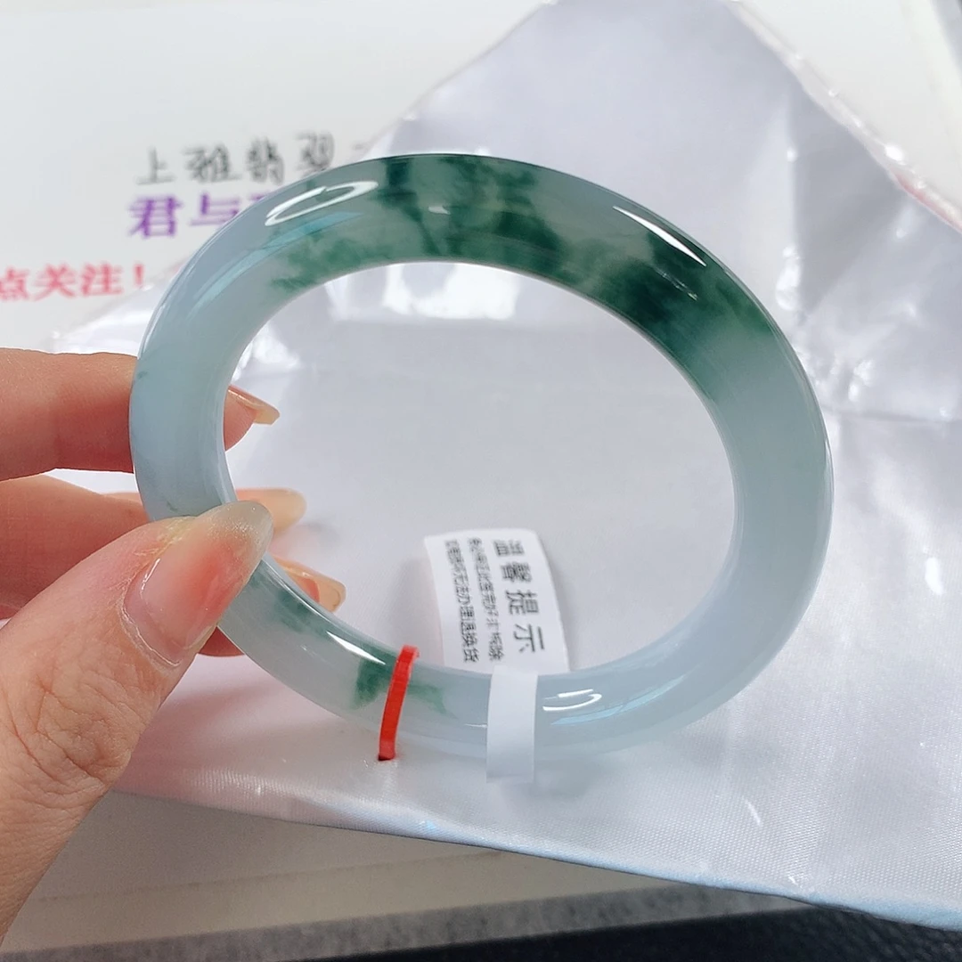 翡翠手镯未镶嵌 圆条①①①推荐⭐⭐⭐