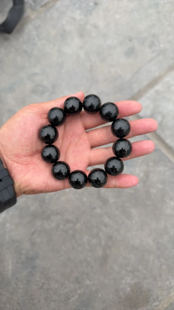 新疆和田玉塔青卡20的高端大气