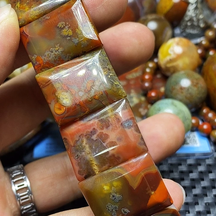 牛***虎玛瑙/玉髓未镶嵌颈饰