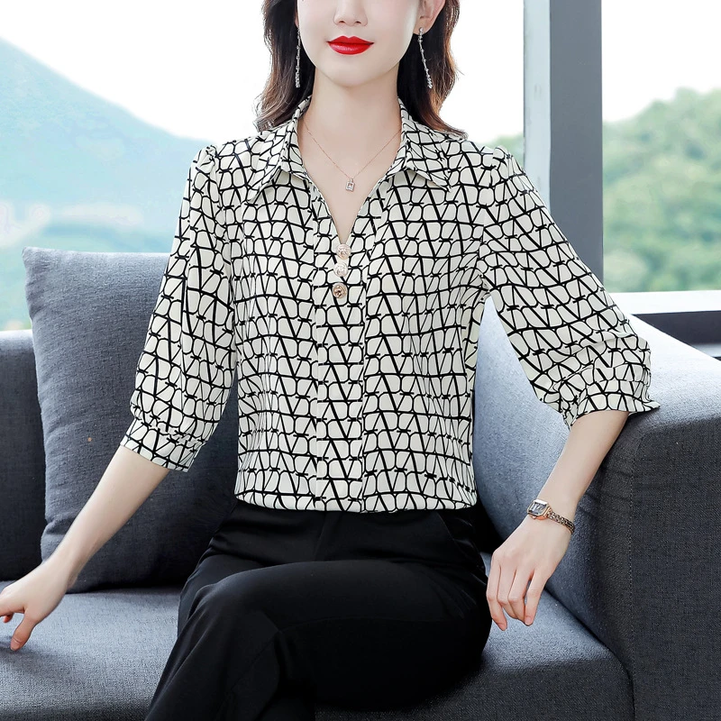 2024春夏新款洋气七分袖衬衫女大码真丝雪纺衫印花妈妈装格子上衣
