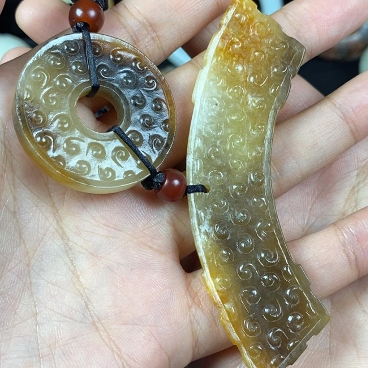 未镶嵌和田玉挂件陆*