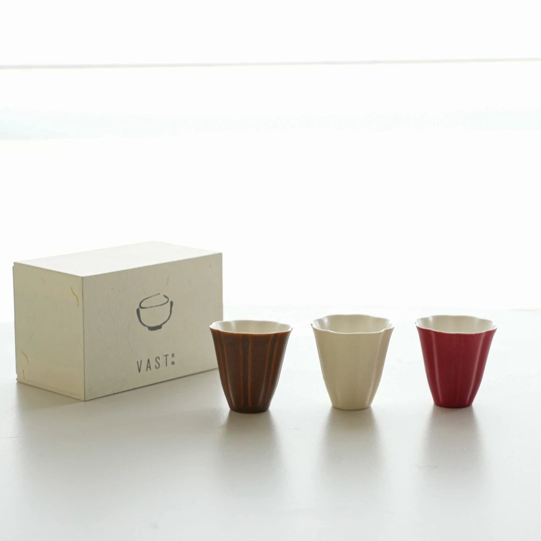 VAST无垠器皿|花瓣品茗杯简约陶瓷主人杯闻香杯泡茶器具网红款