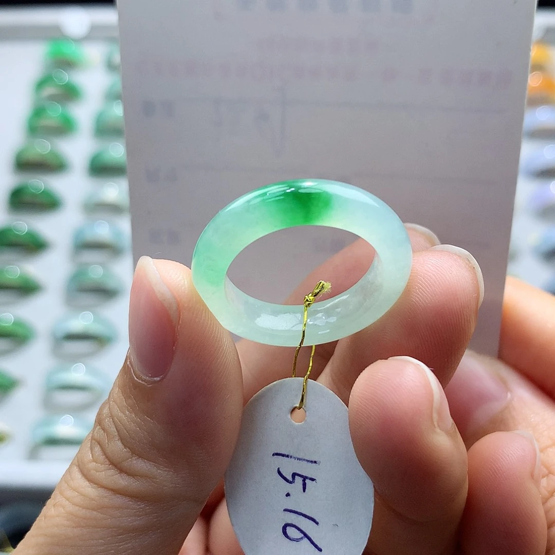 翡翠戒指未镶嵌1516圈
