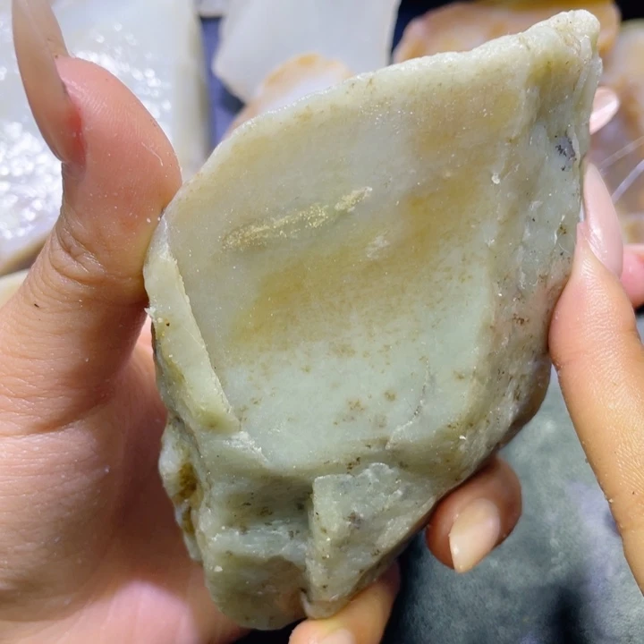 和田玉未镶嵌珠宝半成品