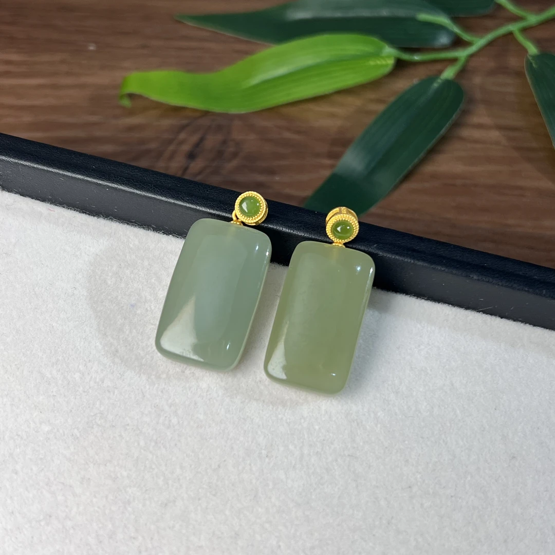 【睿泽鉴宝】S925和田玉无事牌吊坠多样性发一有瑕 28*16*7 HY0081