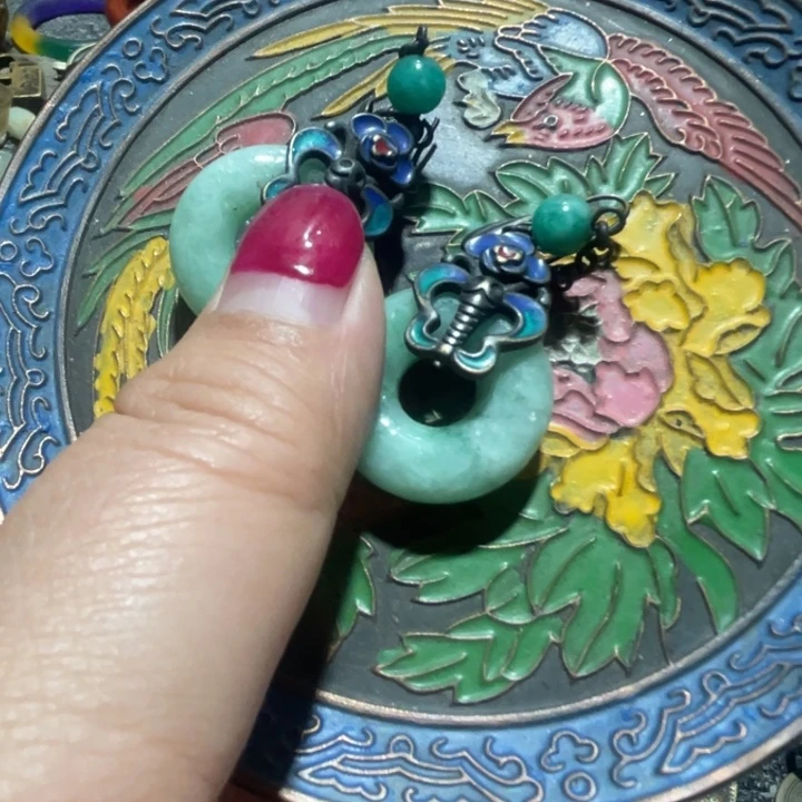 铜一个完整的摆件