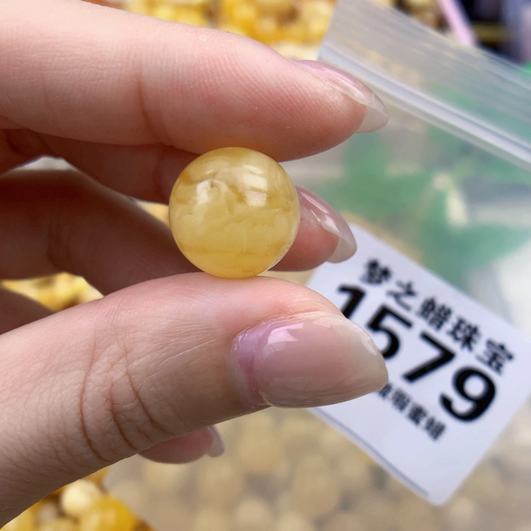 裸石琥珀未镶嵌14